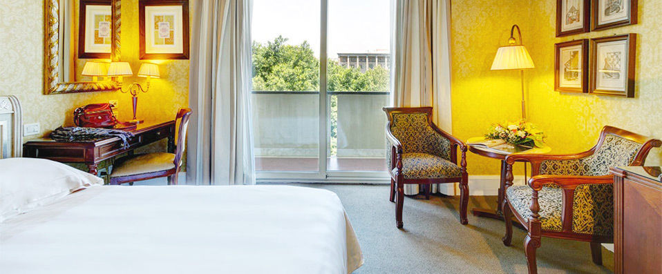 Mercure Catania Excelsior ★★★★ - A divine four star hotel with views of Mount Etna. - Sicily, Italy