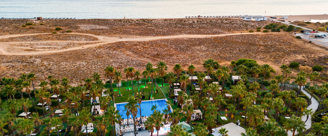 Wine & Books by the Sea, Algarve Resort ★★★★★ - Five stars of golf, nature and luxury in southern Portugal, ideal for the whole family. - Algarve, Portugal