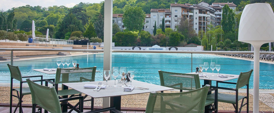 Hôtel Lyon Métropole ★★★★ - Echoes of the seaside in France’s capital of gastronomy. - Lyon, France