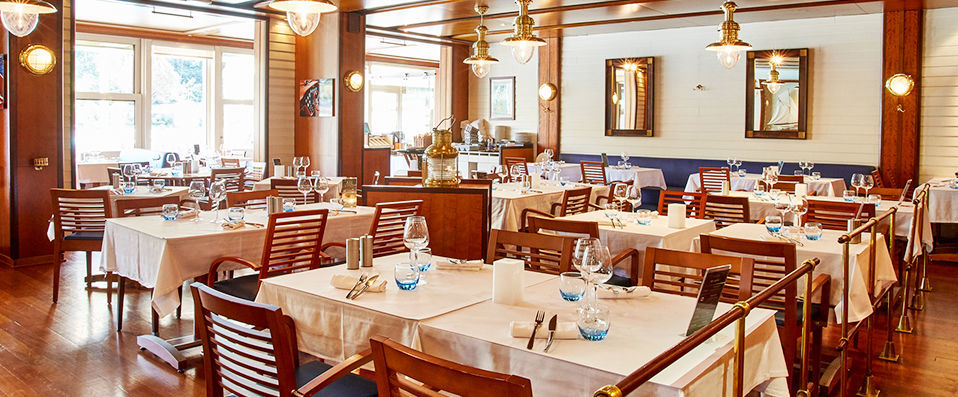 Hôtel Lyon Métropole ★★★★ - Echoes of the seaside in France’s capital of gastronomy. - Lyon, France