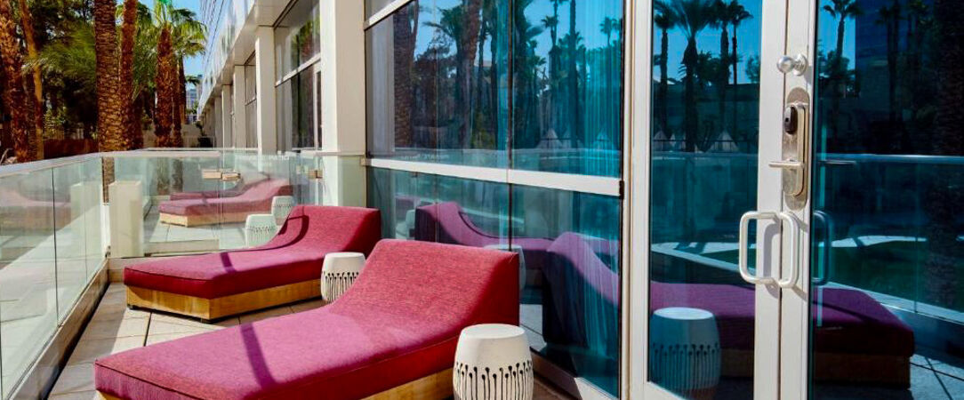 Virgin Hotels Las Vegas, Curio Collection by Hilton ★★★★★ - Expérience raffinée à Las Vegas avec le confort emblématique de Hilton. - Las Vegas, United States