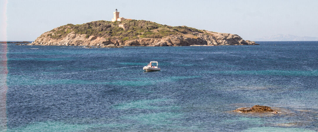 Les Appartements de l'Helios - Île Des Embiez - Atmosphère conviviale sous le soleil du sud, dans le paradis préservé de l’île des Embiez. - Île des Embiez, France