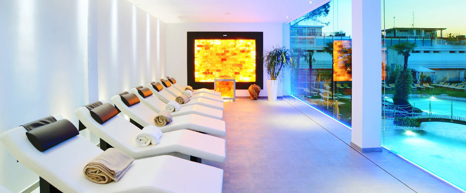 Panoramic Hotel Plaza ★★★★ - A stylish retreat in one of Italy’s most important spa towns. - Veneto, Italy