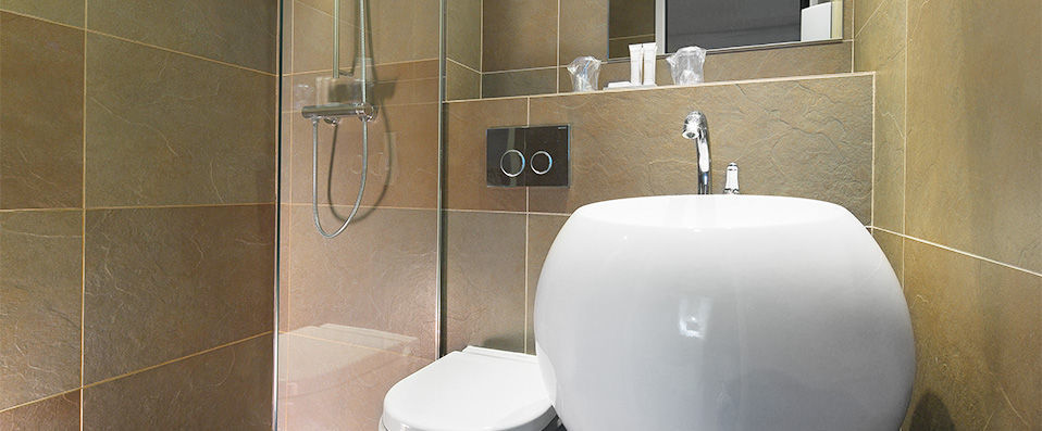 Hotel Le Notre Dame Saint-Michel - A fashionable address for a fashionable city - Paris, France