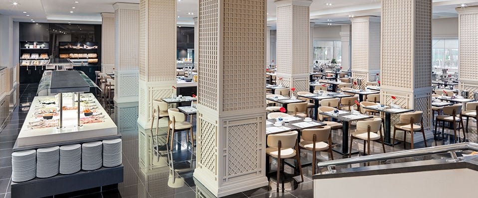 H10 Andalucía Plaza ★★★★ - Adults Only - Farniente & luxe quatre étoiles à Marbella. - Marbella, Espagne