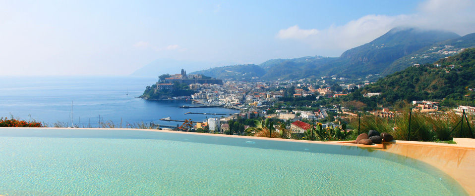 Villa Enrica Country Resort - Refuge intimiste et grandiose sur les hauteurs de Lipari - Sicile, Italie
