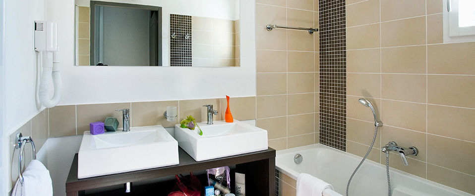 Le Clos Savornin ★★★★ - Luxury villas with a private swimming pool in Provence. - Provence, France