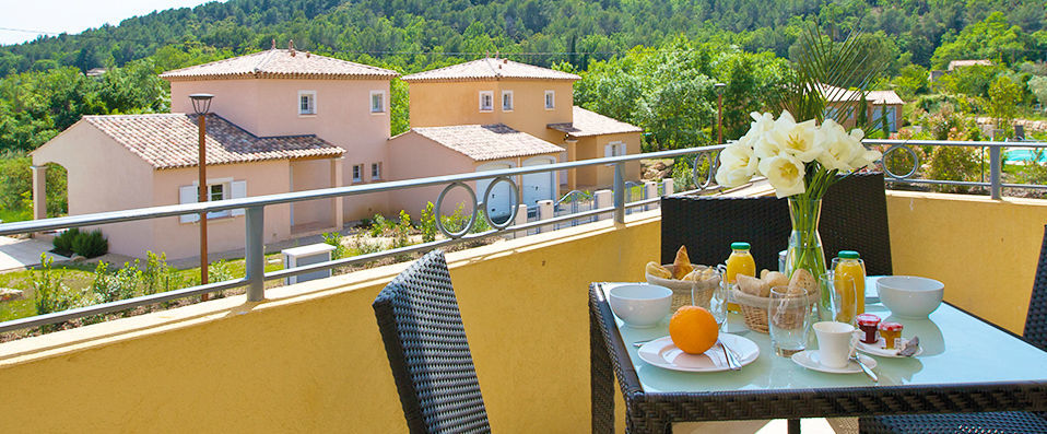Résidence ★★★★ Vacances Bleues Le Domaine de Camiole - Escapade provençale au cœur du Pays de Fayence. - Var, France