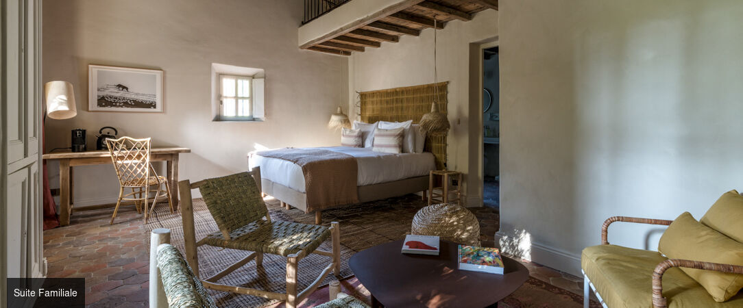 Les Petites Maisons - Hameau des Baux ★★★★ - Traditional village life in a supremely beautiful Provencal setting. - Les Alpilles, France