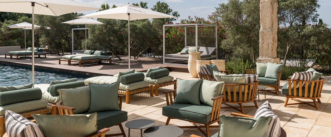 Les Petites Maisons - Hameau des Baux ★★★★ - Une nuit somptueuse dans un village-hôtel au cœur de la Provence telle que décrite par Giono et peinte par Cézanne. - Les Alpilles, France