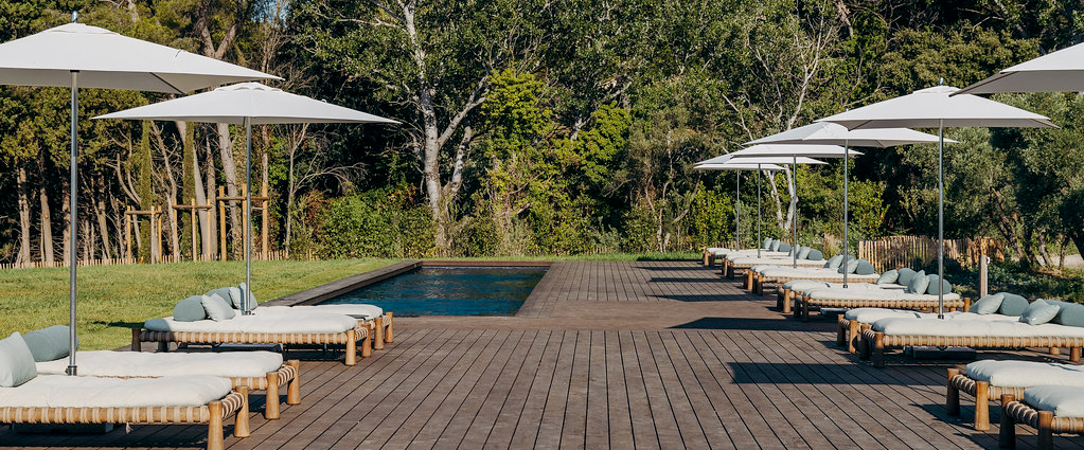 Les Petites Maisons - Hameau des Baux ★★★★ - Une nuit somptueuse dans un village-hôtel au cœur de la Provence telle que décrite par Giono et peinte par Cézanne. - Les Alpilles, France