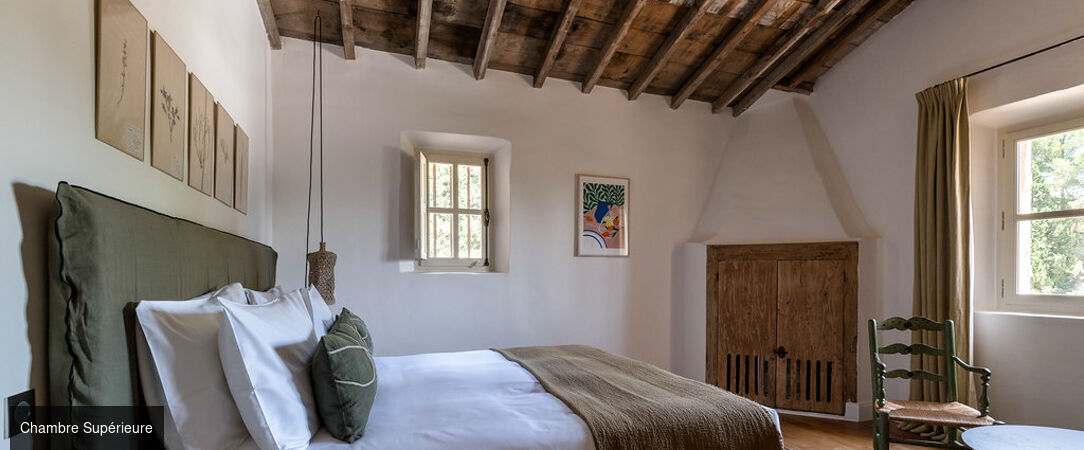 Les Petites Maisons - Hameau des Baux ★★★★ - Une nuit somptueuse dans un village-hôtel au cœur de la Provence telle que décrite par Giono et peinte par Cézanne. - Bouches-du-Rhône, France