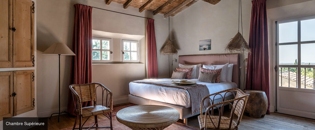 Les Petites Maisons - Hameau des Baux ★★★★ - Une nuit somptueuse dans un village-hôtel au cœur de la Provence telle que décrite par Giono et peinte par Cézanne. - Bouches-du-Rhône, France