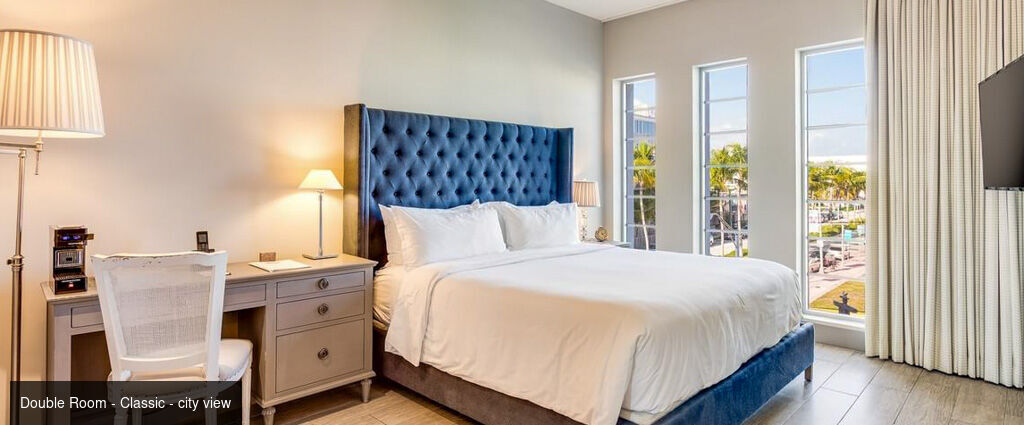 The Plymouth South Beach ★★★★ - Une adresse à l’élégance Art Déco et au charme rétro sous le soleil de Miami Beach. - Miami, United States