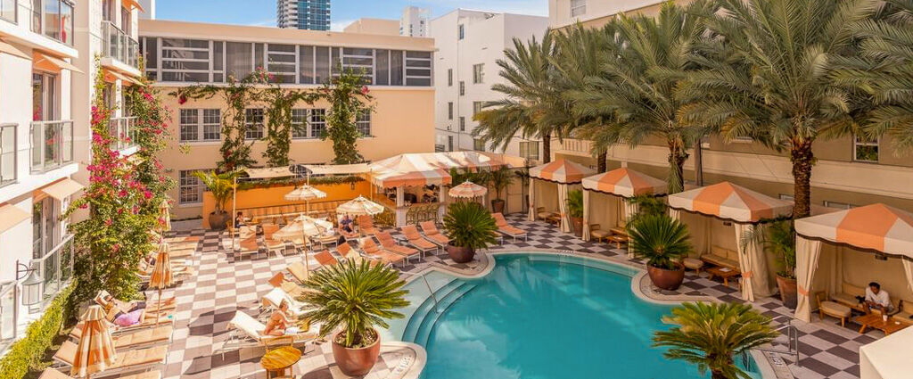 The Plymouth South Beach ★★★★ - Une adresse à l’élégance Art Déco et au charme rétro sous le soleil de Miami Beach. - Miami, États-Unis