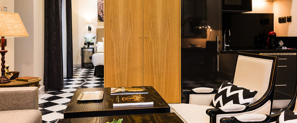 Aguilas5 SevillaSuites ★★★★ - Your own stylish, secret apartment in the heart of sizzling Seville... Olé! - Seville, Spain