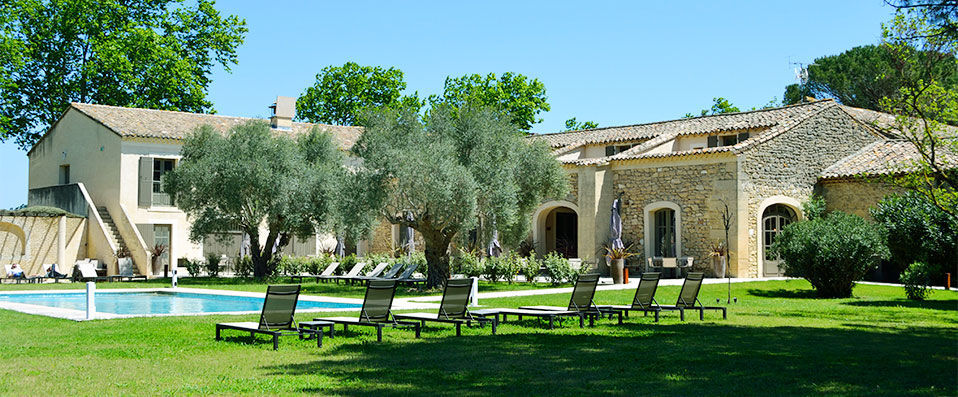 Hôtel Restaurant La Bégude Saint-Pierre ★★★★ - Charme authentique pour cette adresse du sud de la France. - Gard, France