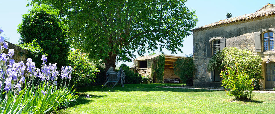 Hôtel Restaurant La Bégude Saint-Pierre ★★★★ - Charme authentique pour cette adresse du sud de la France. - Gard, France