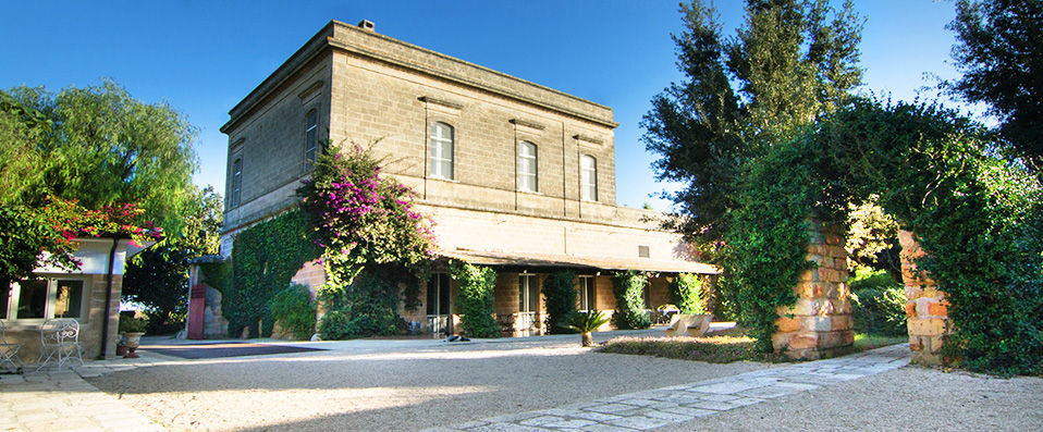 Masseria Baroni Nuovi - Natural happiness in Apulia. - Puglia, Italy