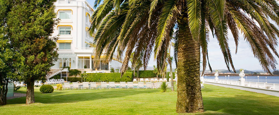 Gran Hotel La Toja ★★★★★ - Grand dame on a Galician island. - Galicia, Spain