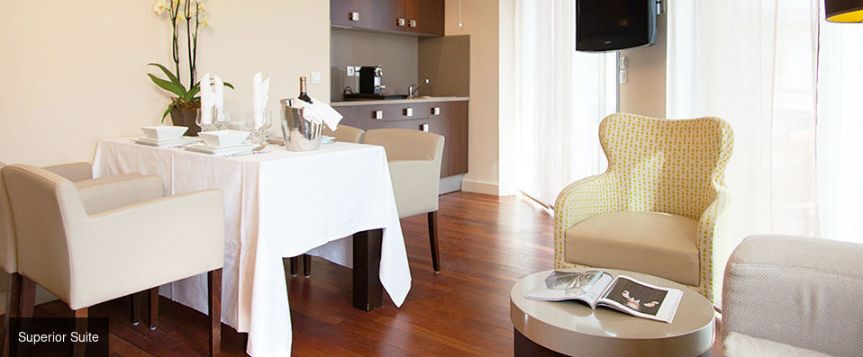 Neho Suites Cannes Croisette ★★★★ - Live the celeb lifestyle in glamorous Cannes. - Cannes, France