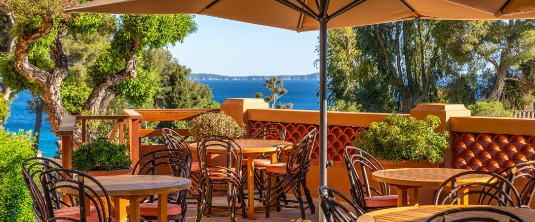 Les Terrasses du Bailli - Une vue somptueuse sur les îles d'Or depuis cette adresse azuréenne. - Côte d'Azur, France