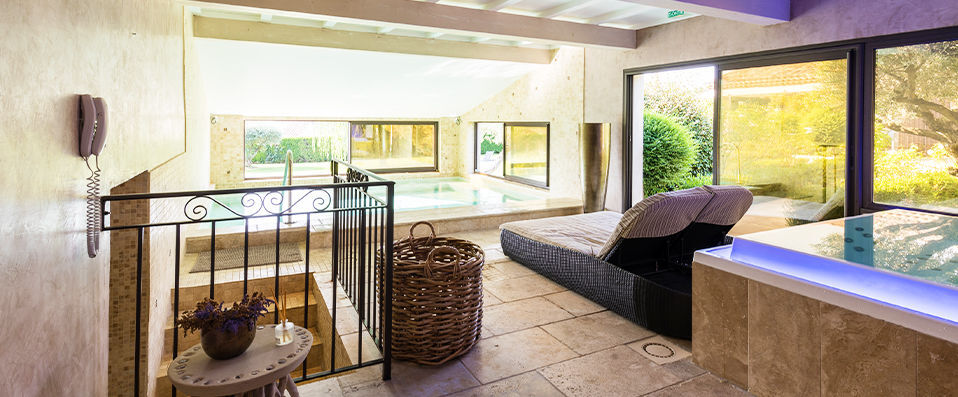 Bastide Saint Georges ★★★★ - True Provencal style and comfort in the heart of Lubéron. - Provence, France