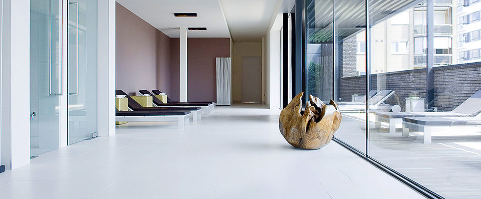 Carbon Hotel ★★★★ - A sleek minimalist design in the green city of Genk. - Genk, Belgium