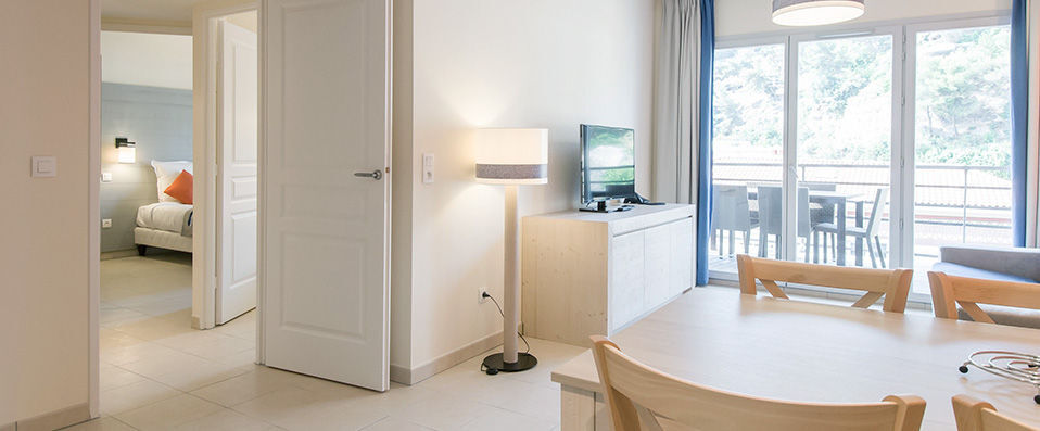 Pierre & Vacances Résidence Premium Julia Augusta - The Côte d’Azur at its sparkling best in a quaint and beautiful seaside village - Menton, France