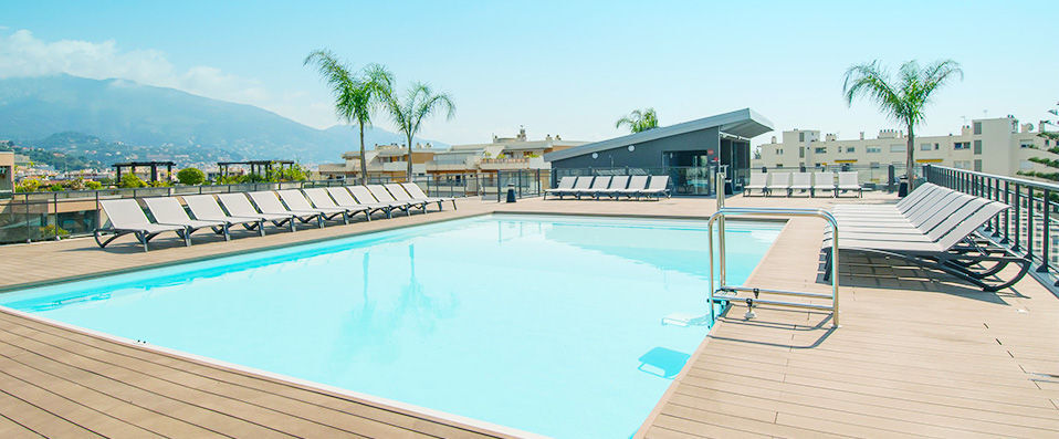 Pierre & Vacances Résidence Premium Julia Augusta - Appartements de 4 à 6 personnes face au Rocher de Monaco. - Menton, France