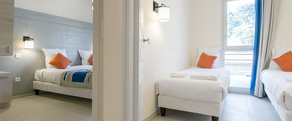 Pierre & Vacances Résidence Premium Julia Augusta - Appartements de 4 à 6 personnes face au Rocher de Monaco. - Menton, France