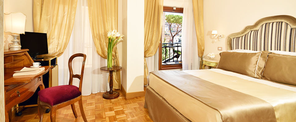 Hotel Forum ★★★★ - Uninterrupted views of the Imperial Fora - Rome, Italy