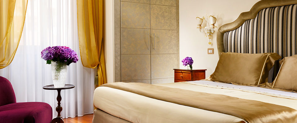 Hotel Forum ★★★★ - Uninterrupted views of the Imperial Fora - Rome, Italy