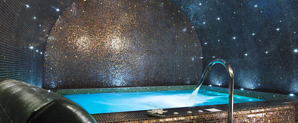 Hotel Da Vinci ★★★★ - Sumptuous 6th arrondissement hotel dedicated to Da Vinci. - Paris, France