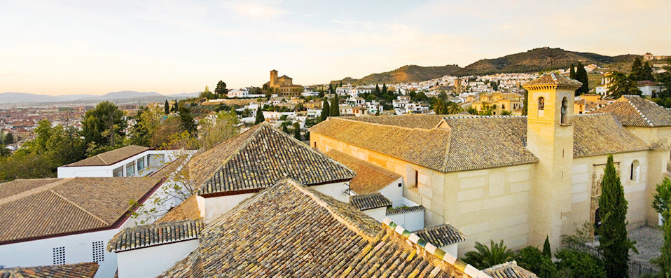 Monjas del Carmen - Modern comforts in historic Granada - Granada, Spain