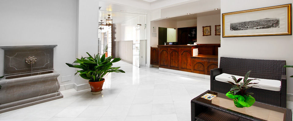 Monjas del Carmen - Modern comforts in historic Granada - Granada, Spain
