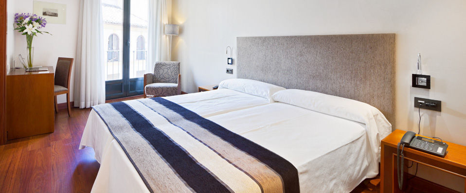 Monjas del Carmen - Modern comforts in historic Granada - Granada, Spain