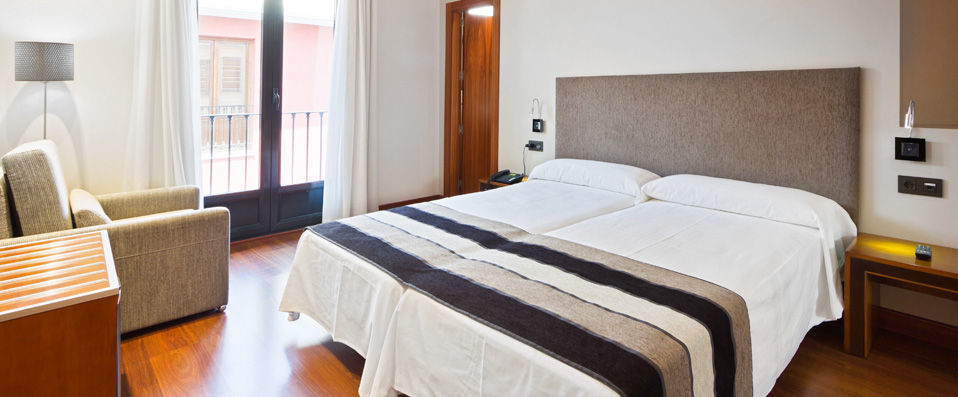 Monjas del Carmen - Modern comforts in historic Granada - Granada, Spain