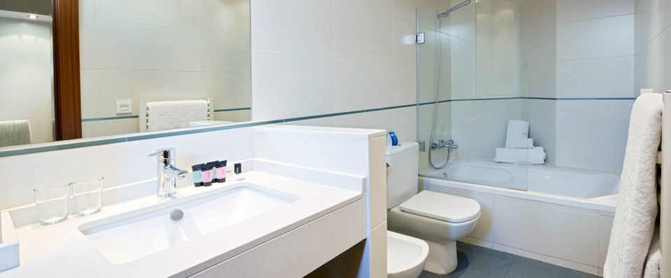 Monjas del Carmen - Modern comforts in historic Granada - Granada, Spain