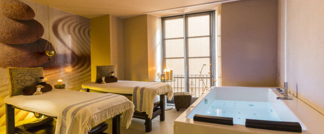 Hotel Gran Claustre ★★★★ - Medieval magic in the Catalonian countryside - Costa Dorada, Spain