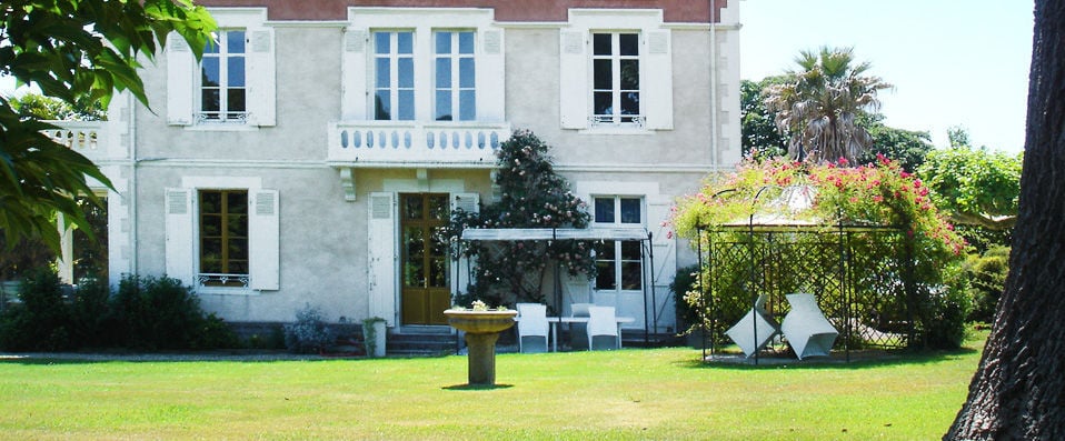 Domaine de Bassilour - Grand country mansion tucked between the ocean and the Pyrenees. - Basque Country, France