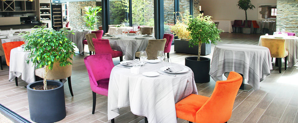 Loire & Sens ★★★★ - A haven of peace surrounded by lush greenery in the Loire Valley. - Loire Valley, France