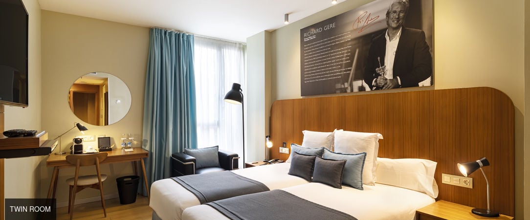 Hotel Zinema7 ★★★★ - Enjoy a luxurious Life in Technicolor in San Sebastián - San Sebastian, Spain