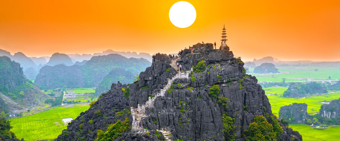 Circuit privatif : Sublime échappée au Vietnam avec extension plage en option - Une escapade au cœur des trésors vietnamiens, entre villes, plages et croisière. - Vietnam