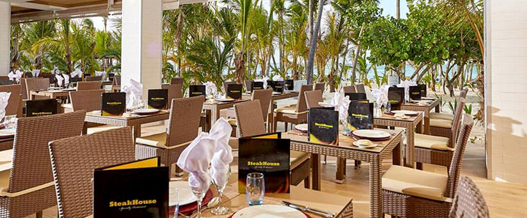 RIU Palace Punta Cana ★★★★★ - Une architecture coloniale mêlée à une décoration moderne, le tout dans un complexe All Inclusive et familial au bord de la mer. - Punta Cana, République dominicaine