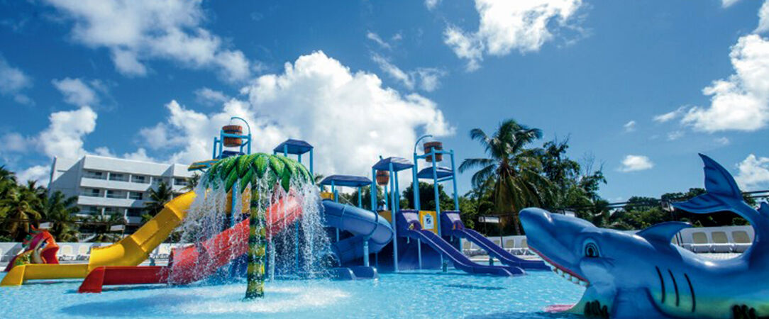 RIU Palace Punta Cana ★★★★★ - Une architecture coloniale mêlée à une décoration moderne, le tout dans un complexe All Inclusive et familial au bord de la mer. - Punta Cana, République dominicaine