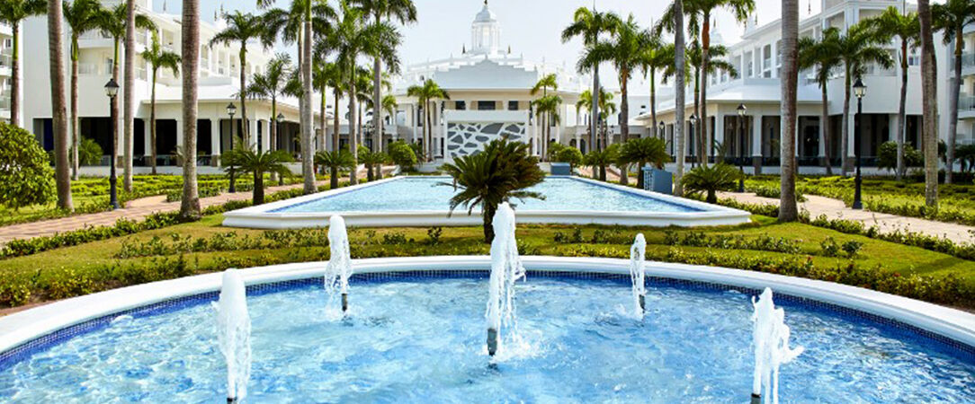 RIU Palace Punta Cana ★★★★★ - Une architecture coloniale mêlée à une décoration moderne, le tout dans un complexe All Inclusive et familial au bord de la mer. - Punta Cana, République dominicaine