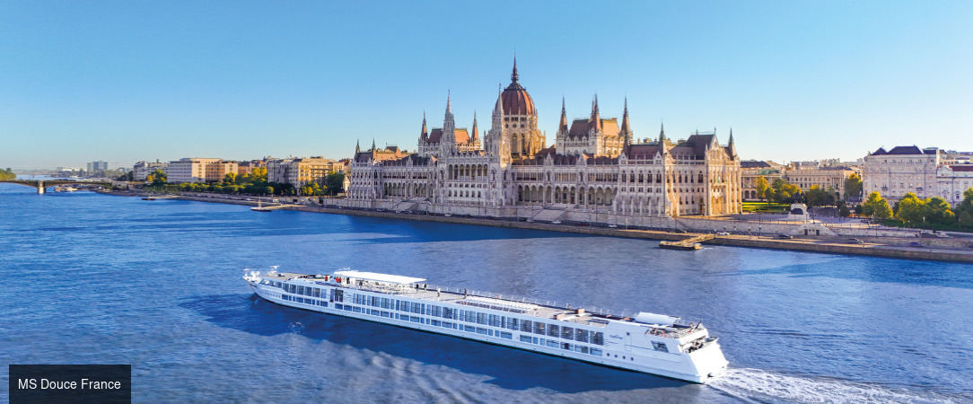 Les marchés de Noël des grandes capitales danubiennes - Croisière de 4 nuits au fil du Danube, de Vienne à Budapest et Bratislava, entre lumières de l’Avent, marchés enchantés et traditions gourmandes. - Autriche, Hongrie & Slovaquie