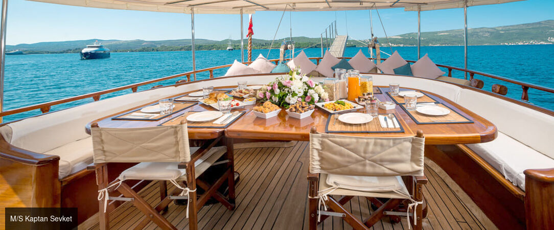 Découvrez les merveilles du Monténégro sur une goélette de luxe - Croisière de 7 nuits en goélette traditionnelle à la découverte des plus belles baies du Monténégro, entre cités médiévales et eaux cristallines. - Monténégro : de Tivat à Perast