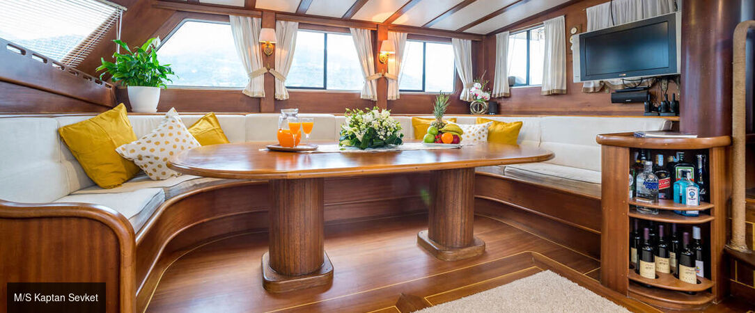 Découvrez les merveilles du Monténégro sur une goélette de luxe - Croisière de 7 nuits en goélette traditionnelle à la découverte des plus belles baies du Monténégro, entre cités médiévales et eaux cristallines. - Monténégro : de Tivat à Perast